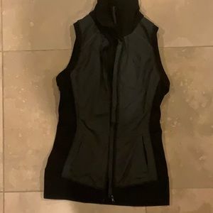 Lululemon vest